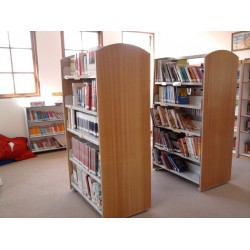 Estante Metálico Central , tipo Góndola